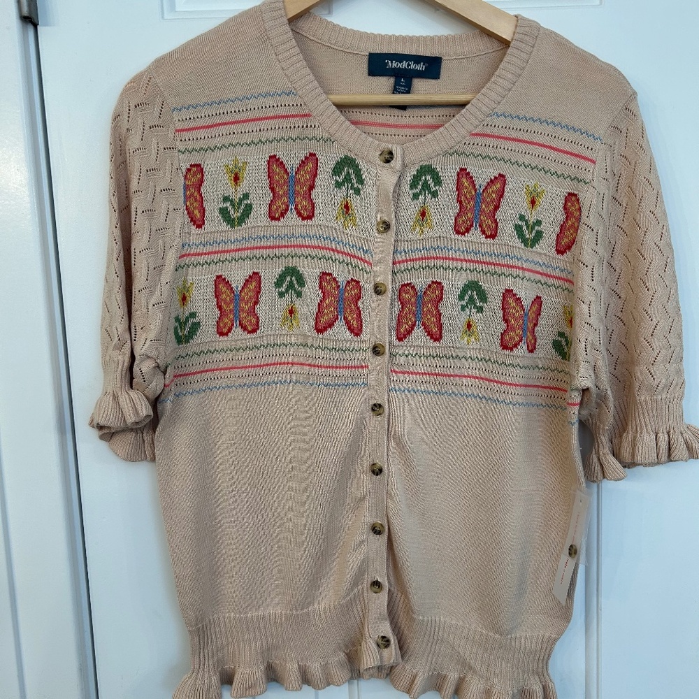 Modcloth lightweight butterfly sweater, NWT, button-up, with ruffles, size L